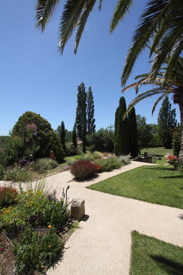 Val Baussenc, The Originals Relais Hotel Maussane-les-Alpilles Eksteriør billede