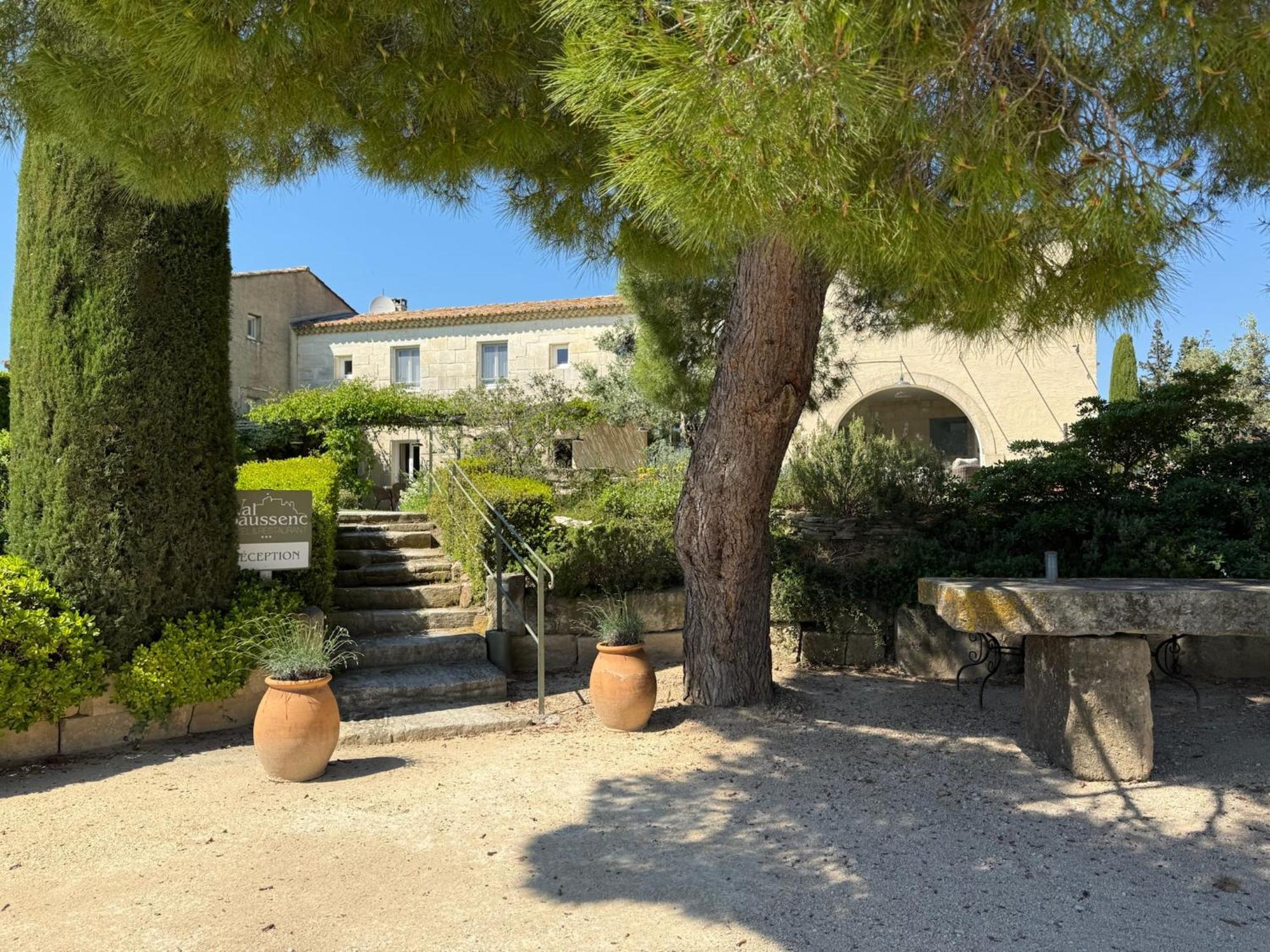 Val Baussenc, The Originals Relais Hotel Maussane-les-Alpilles Eksteriør billede